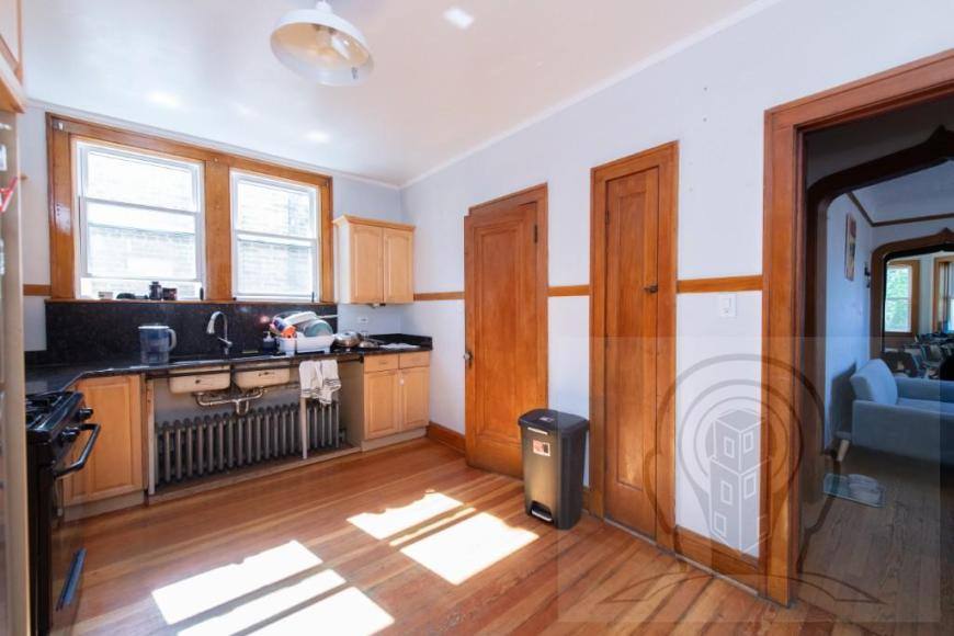 Apartment for rent at 5057 W Newport Ave #2, Chicago, IL 60641