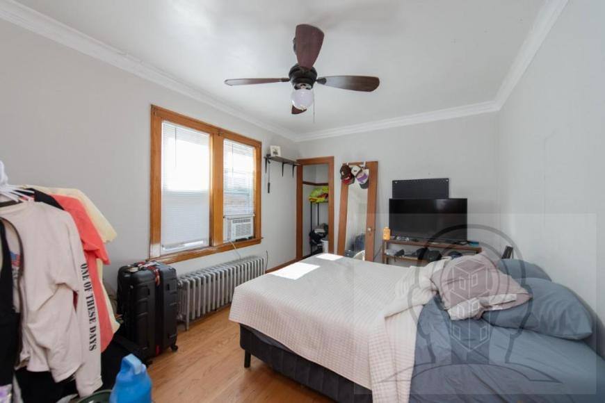 Apartment for rent at 5057 W Newport Ave #2, Chicago, IL 60641