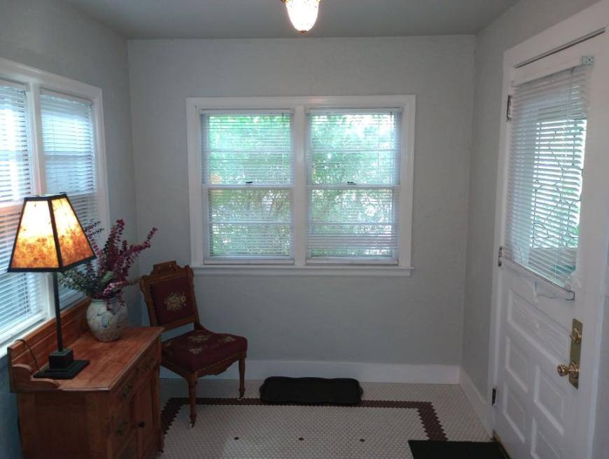 Apartment for rent at 117 N 35th St, Billings, MT 59101