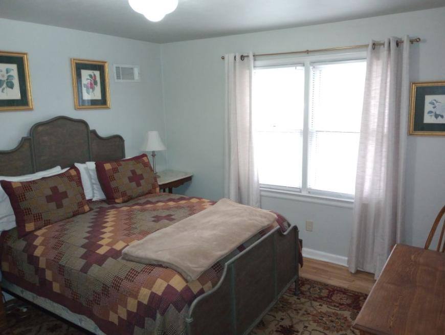 Apartment for rent at 117 N 35th St, Billings, MT 59101