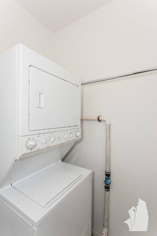 Apartment for rent at 2320 N Southport Ave #3, Chicago, IL 60614