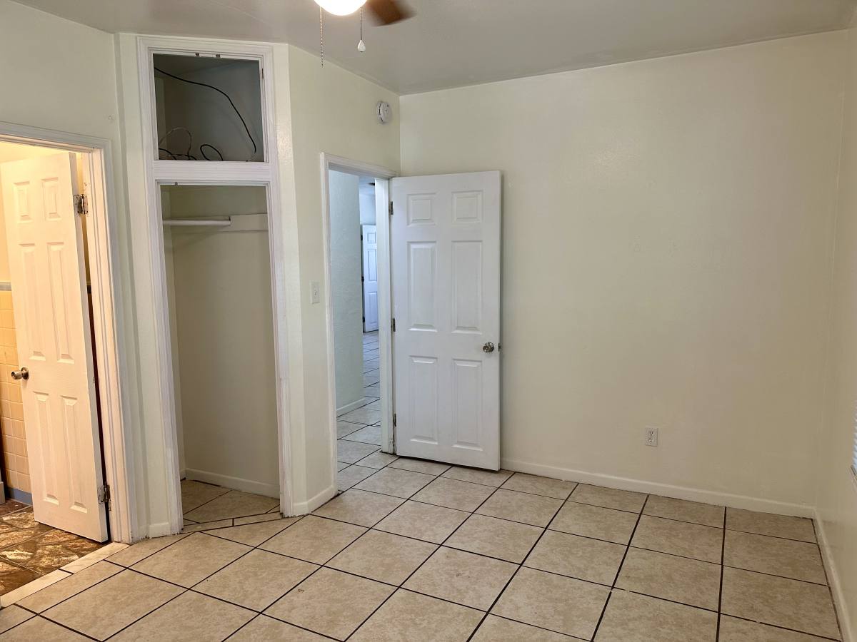 House for rent at 911 Winchester St, Daytona Beach, FL 32114