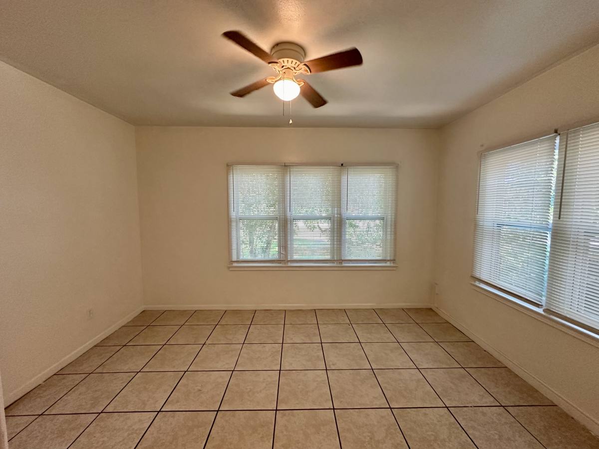 House for rent at 911 Winchester St, Daytona Beach, FL 32114