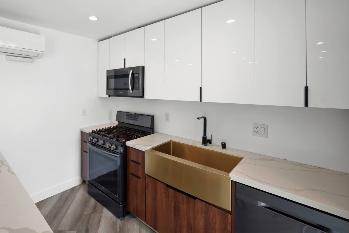 Apartment for rent at 6307 Elgin St #1, Los Angeles, CA 90042