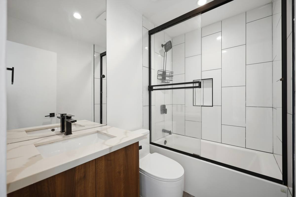 Apartment for rent at 6307 Elgin St #1, Los Angeles, CA 90042
