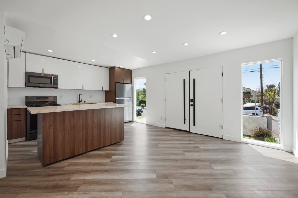 Apartment for rent at 6307 Elgin St #1, Los Angeles, CA 90042