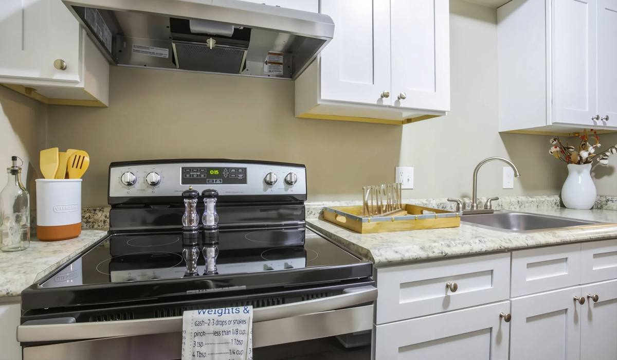Apartment for rent at Cove at Fairforest, 105 Cavalier Dr, Greenville, SC 29607