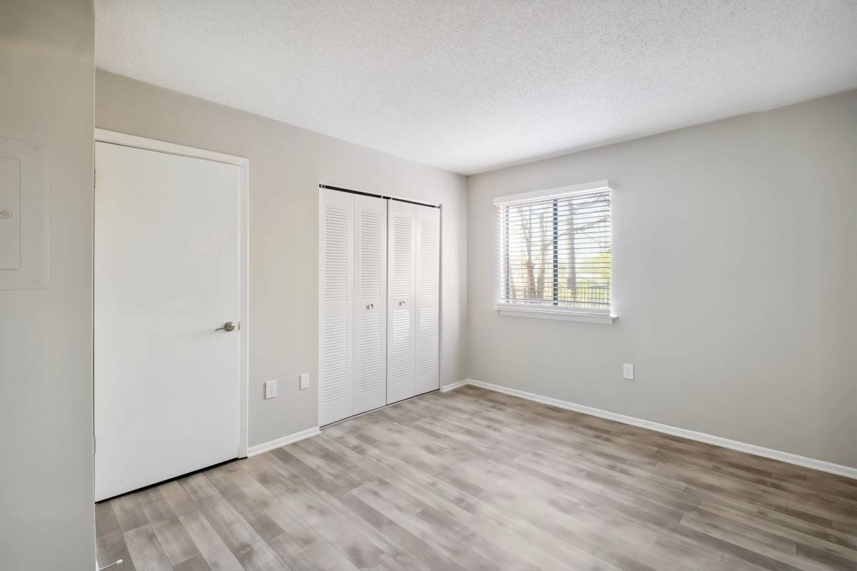 Apartment for rent at Cove at Fairforest, 105 Cavalier Dr, Greenville, SC 29607