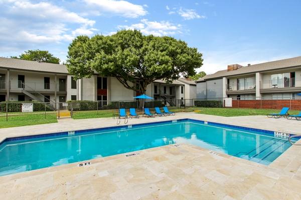 Apartment for rent at 3800 on Portland, 3716 Portland St #266, Irving, TX 75038