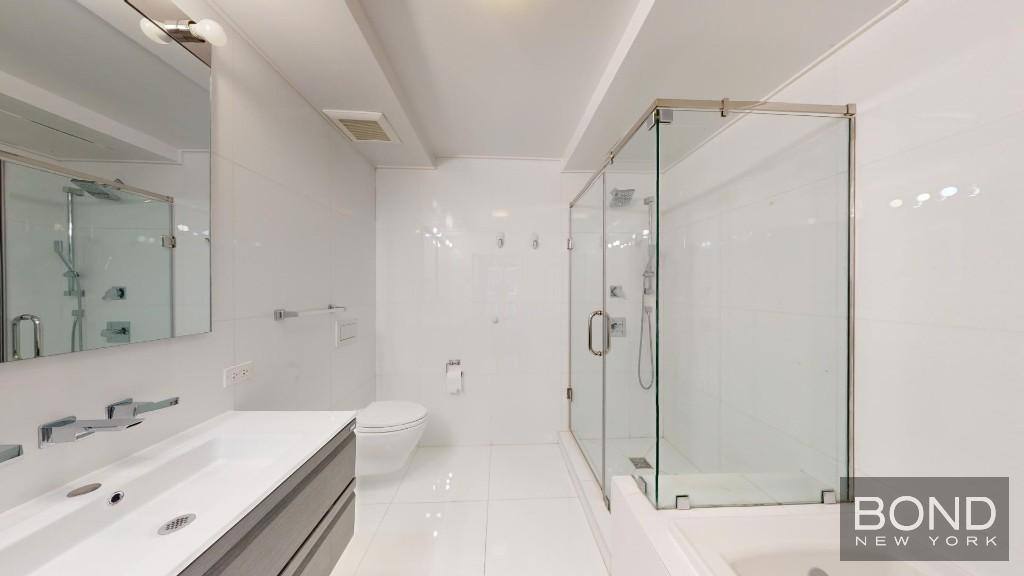 Apartment for rent at 237 E 34th St, New York, NY 10016