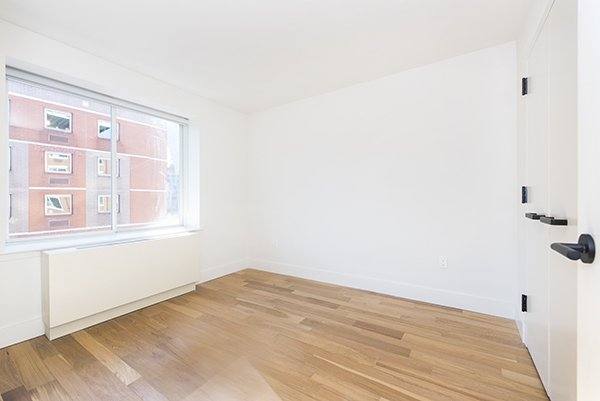 Apartment for rent at 101 E 10th St #3E, New York, NY 10003