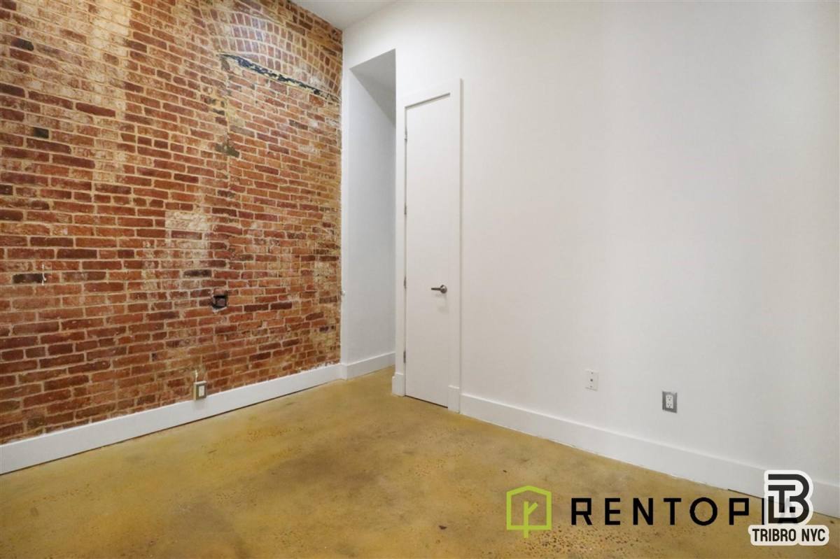 Apartment for rent at 771 Lexington Ave #1D, Brooklyn, NY 11221