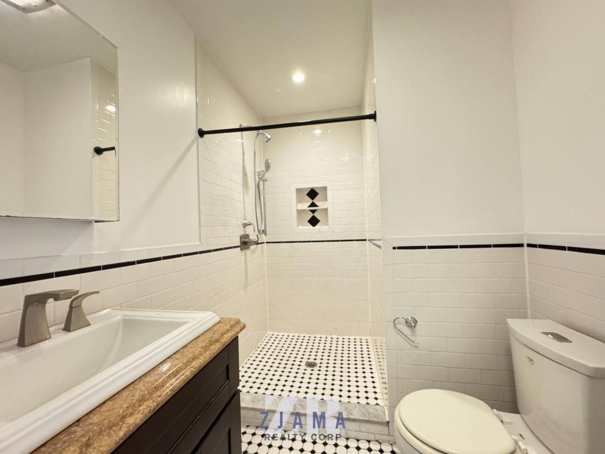 Apartment for rent at 475 Fourth Ave #3R, Brooklyn, NY 11215