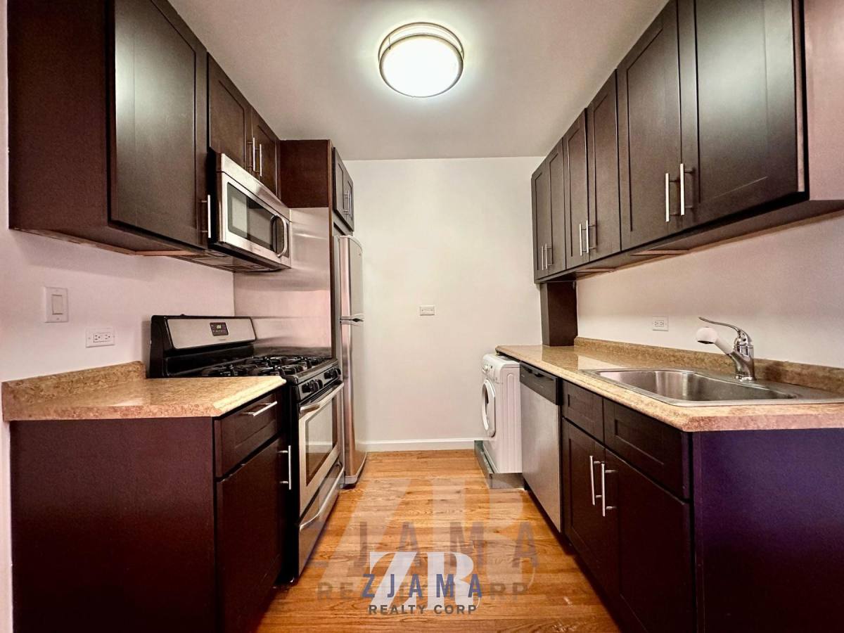 Apartment for rent at 475 Fourth Ave #3R, Brooklyn, NY 11215