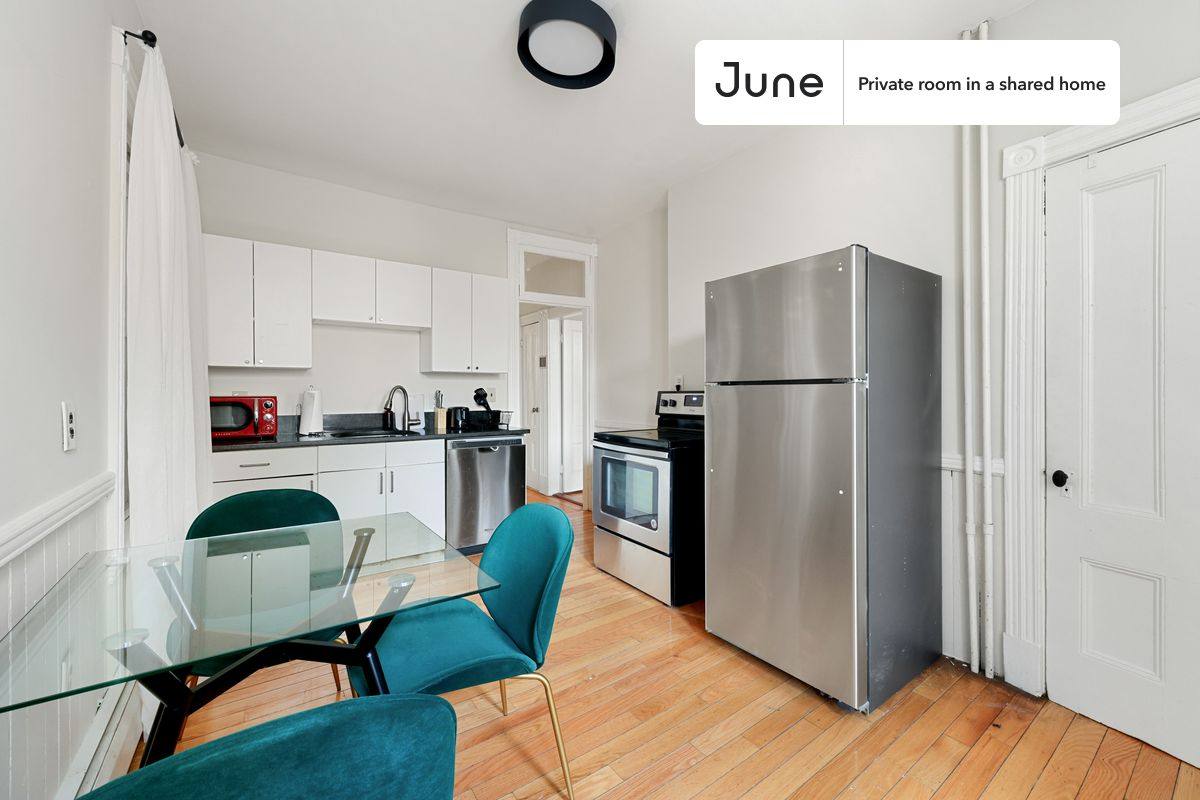 Apartment for rent at 71 School St, Roxbury, MA 02119