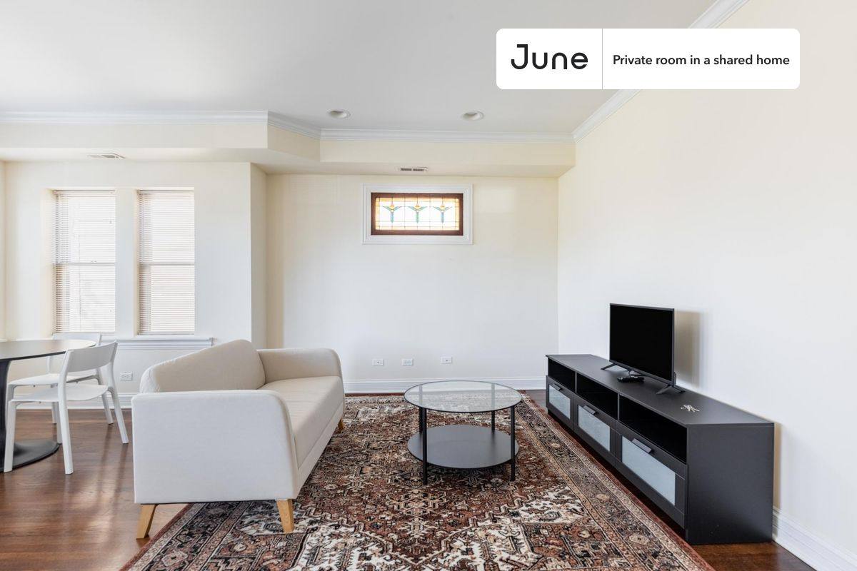 Apartment for rent at 3743 N Albany Ave #A, Chicago, IL 60618