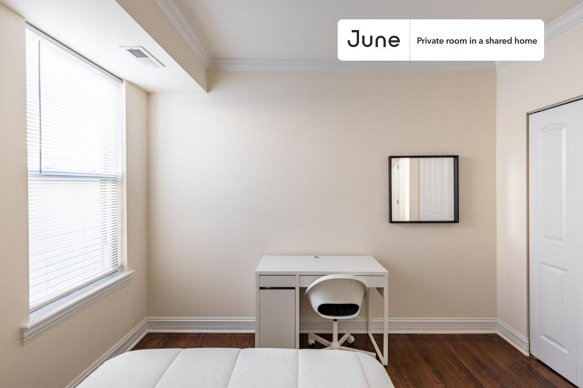 Apartment for rent at 3743 N Albany Ave #A, Chicago, IL 60618
