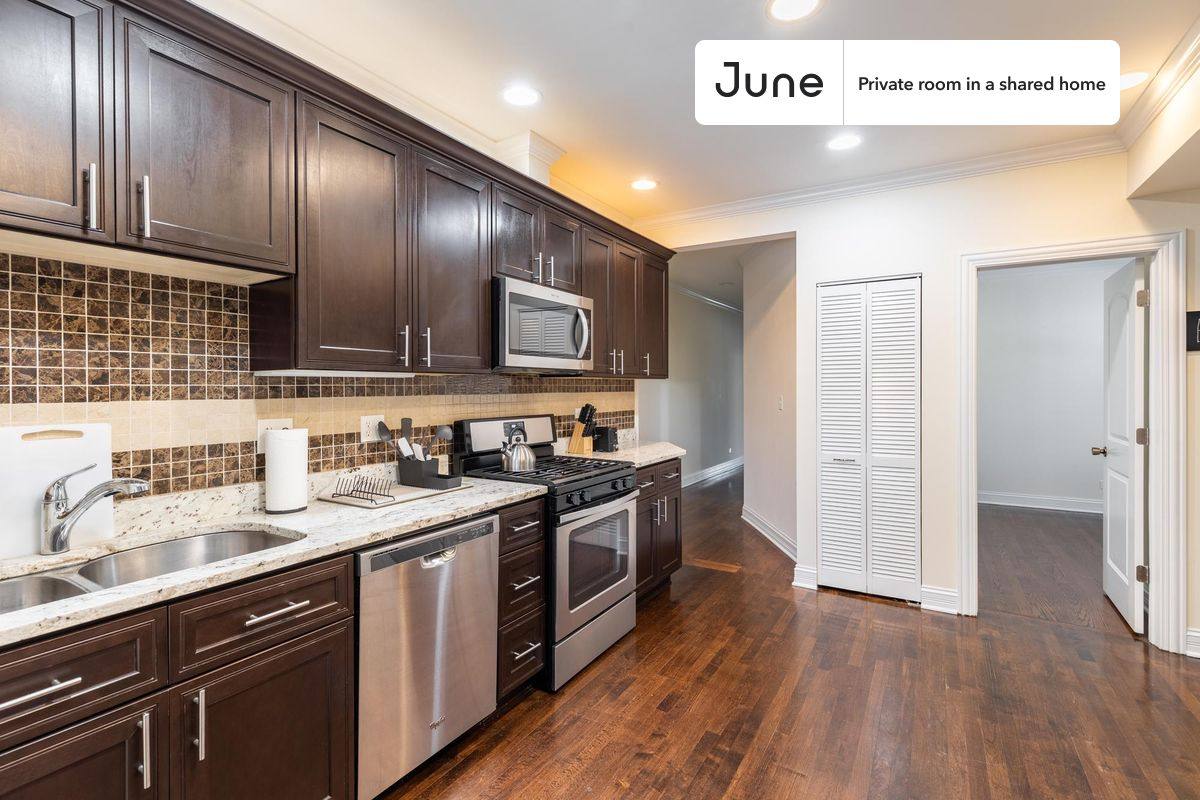Apartment for rent at 3743 N Albany Ave #A, Chicago, IL 60618