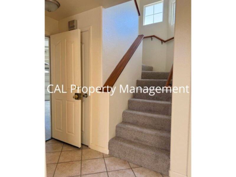 House for rent at 1159 Cobblestone St, Salinas, CA 93905