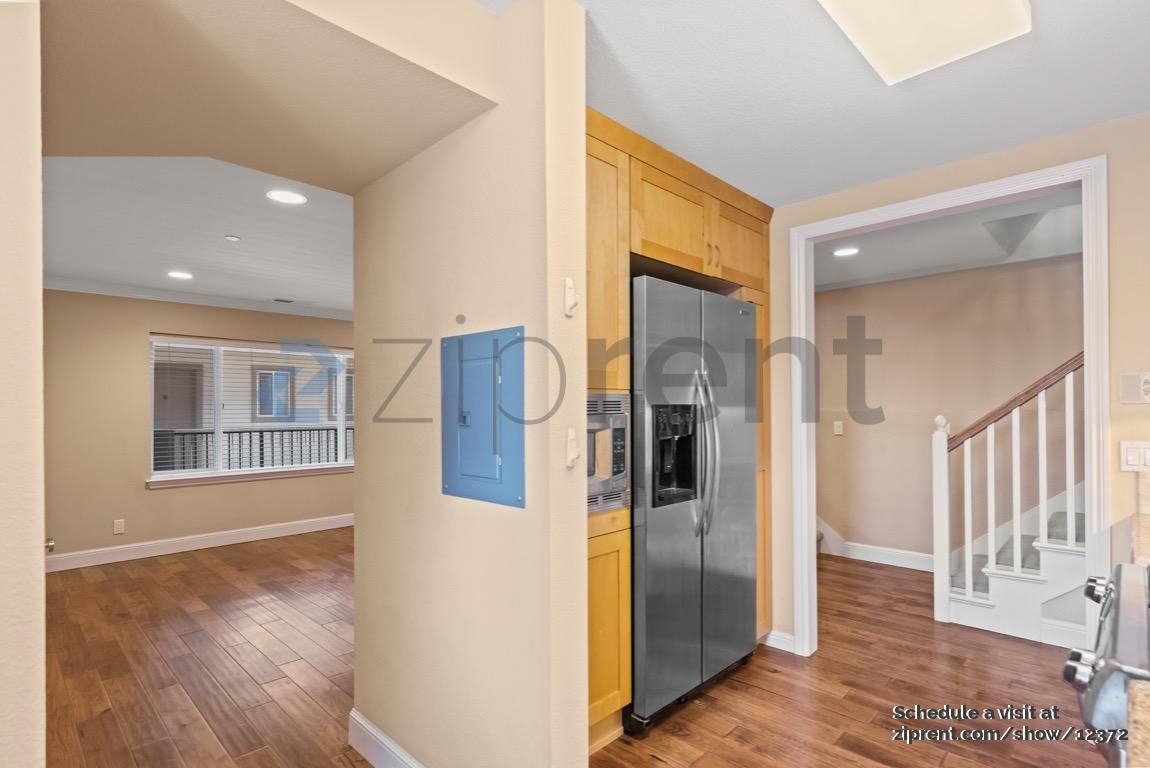Townhouse for rent at 508 Peninsula Ave #3, Burlingame, CA 94010
