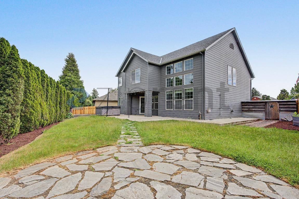 House for rent at 19719 Nevin Court, Oregon City, OR 97045