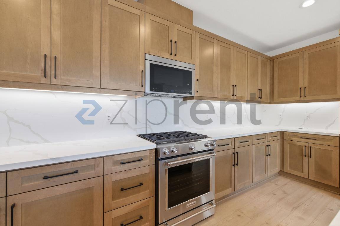 House for rent at 75249 Buckley Dr, Palm Desert, CA 92211