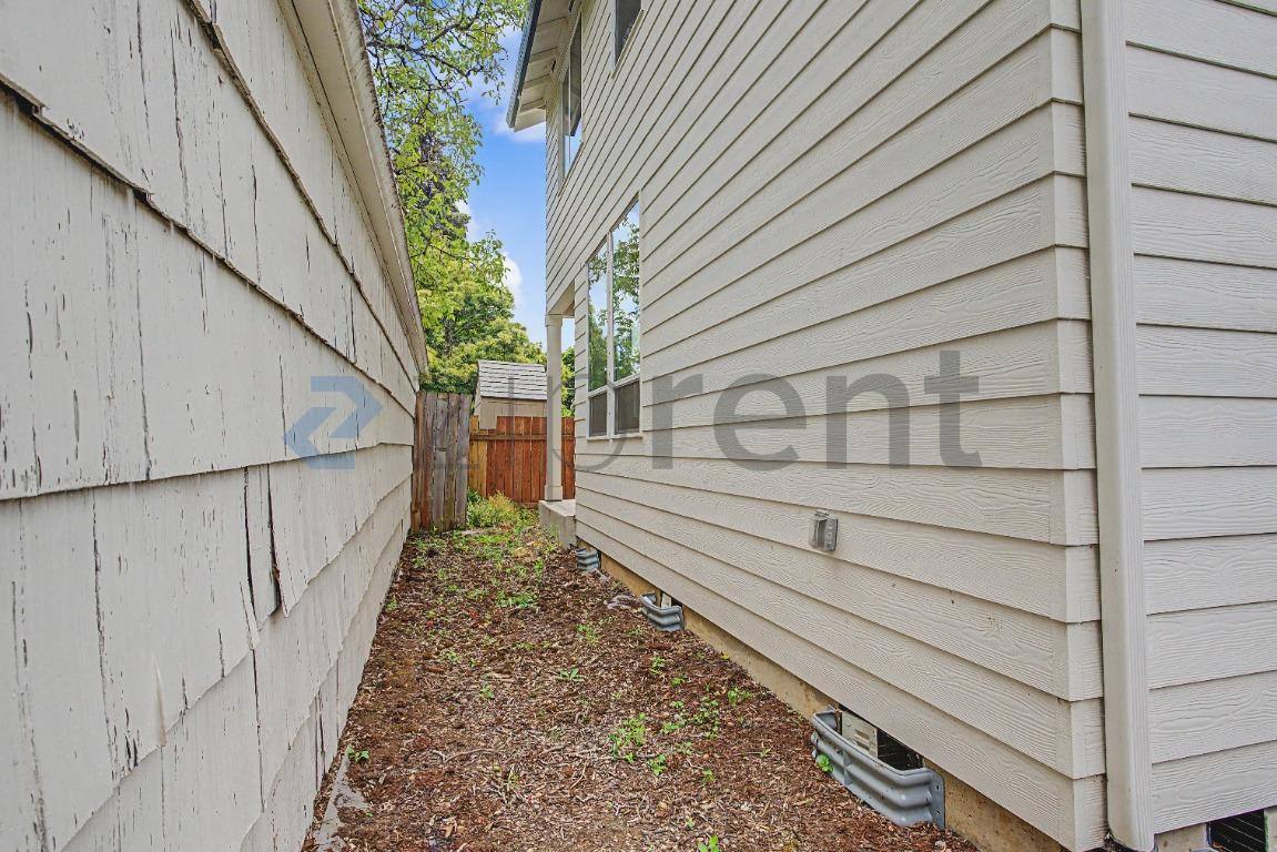 House for rent at 7750 SE 57th Ave, Portland, OR 97206