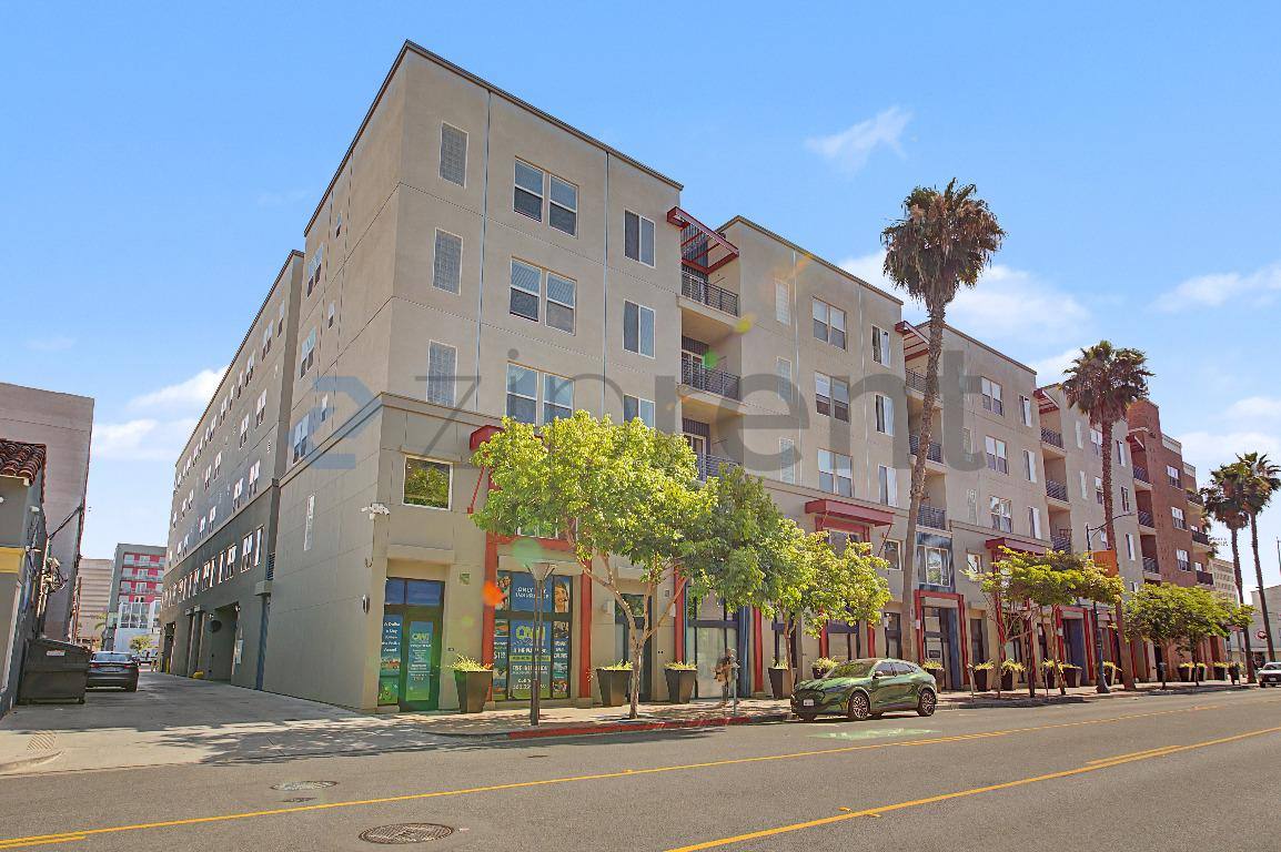 Apartment for rent at 300 E 4th St #407, Long Beach, CA 90802