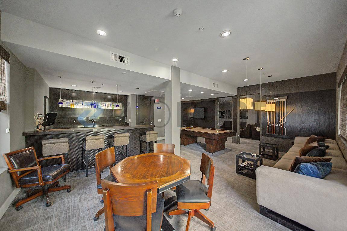 Apartment for rent at 300 E 4th St #407, Long Beach, CA 90802