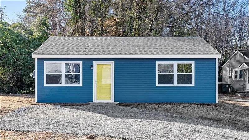 House for rent at 1501 Earl Dr, Greensboro, NC 27406