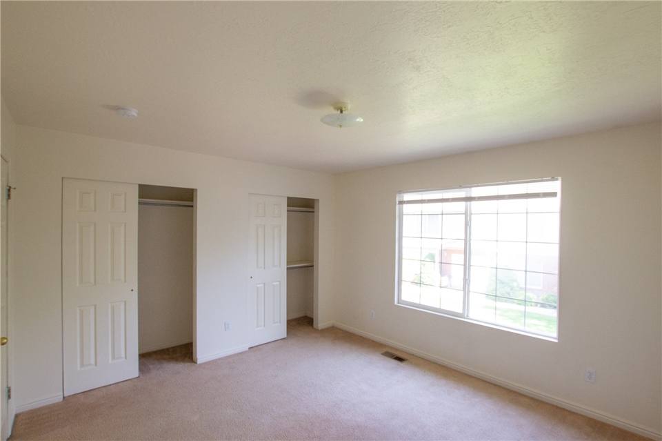 Townhouse for rent at 488 Elm St, Layton, UT 84041