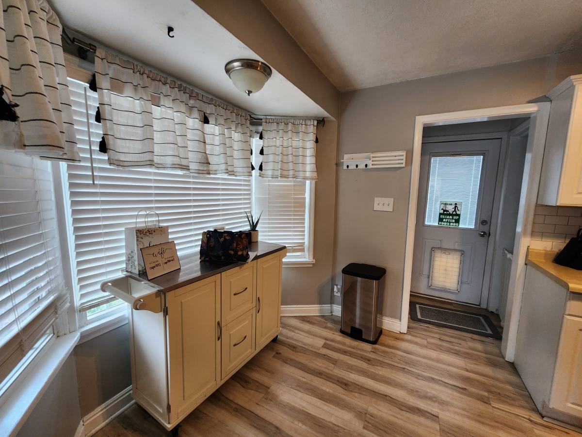 House for rent at 2832 S 900 E, Salt Lake City, UT 84106
