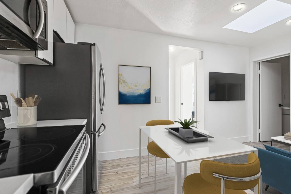 Apartment for rent at 850 N Van Ness Ave, Santa Ana, CA 92701