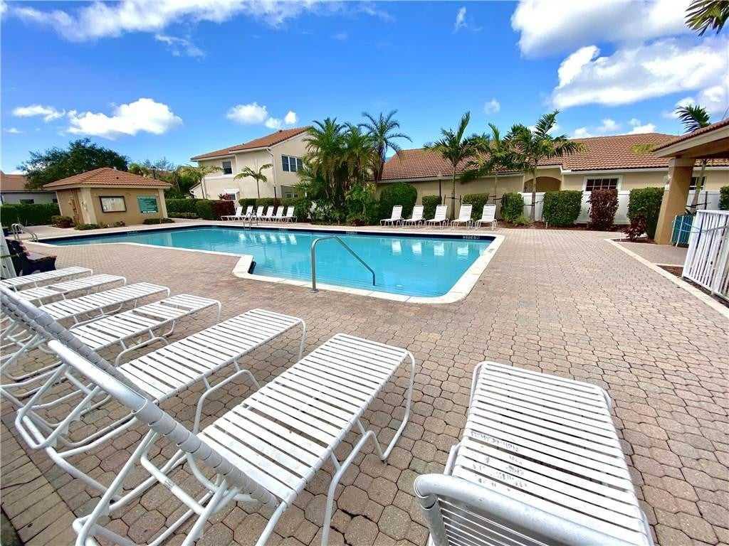 Apartment for rent at 11135 NW 46th Dr, Pompano Beach, FL 33076
