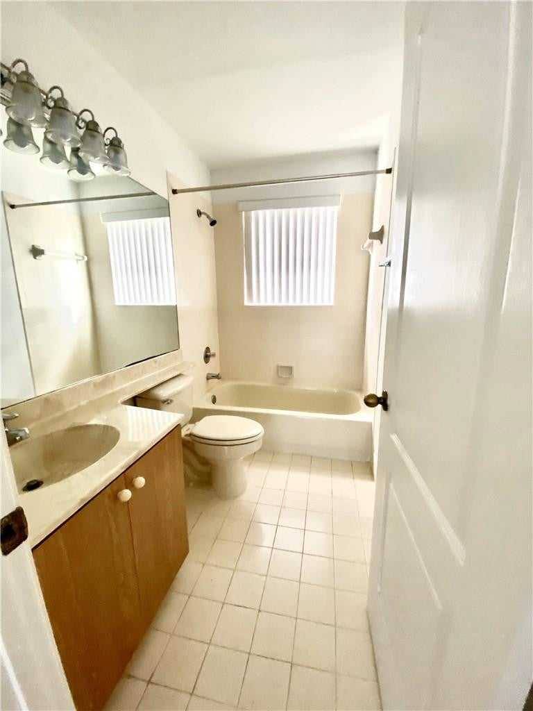 Apartment for rent at 11135 NW 46th Dr, Pompano Beach, FL 33076