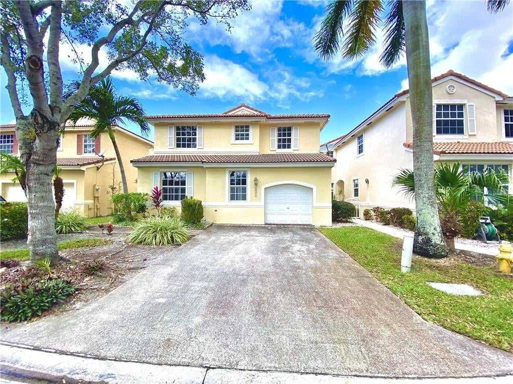 Apartment for rent at 11135 NW 46th Dr, Pompano Beach, FL 33076