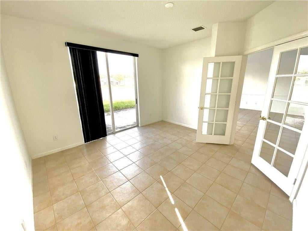 Apartment for rent at 11135 NW 46th Dr, Pompano Beach, FL 33076