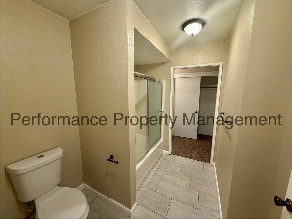 Apartment for rent at 840 E Ridgecrest Blvd, Ridgecrest, CA 93555