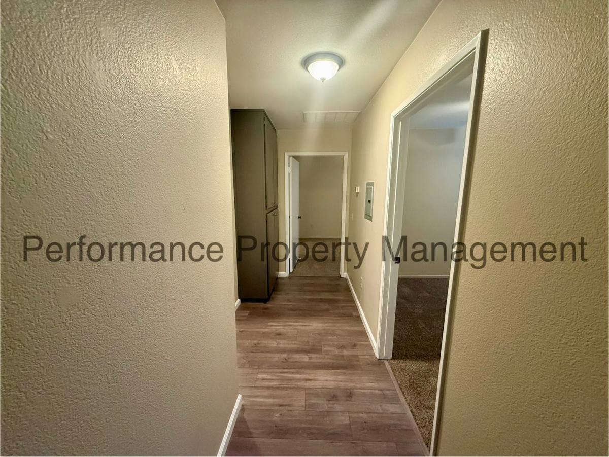 Apartment for rent at 840 E Ridgecrest Blvd, Ridgecrest, CA 93555