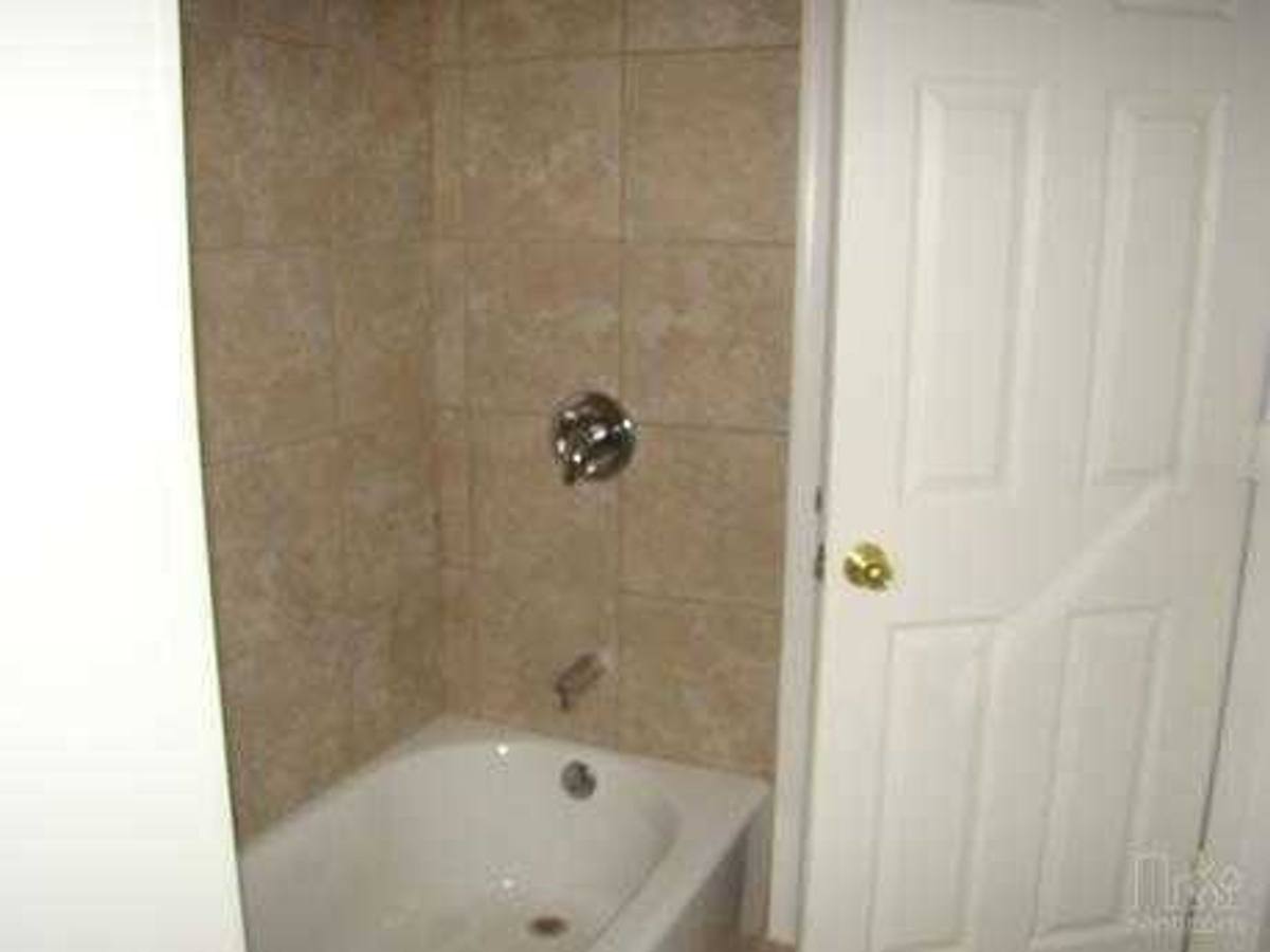 Apartment for rent at 100 Lucas Dr, Bordentown, NJ 08505