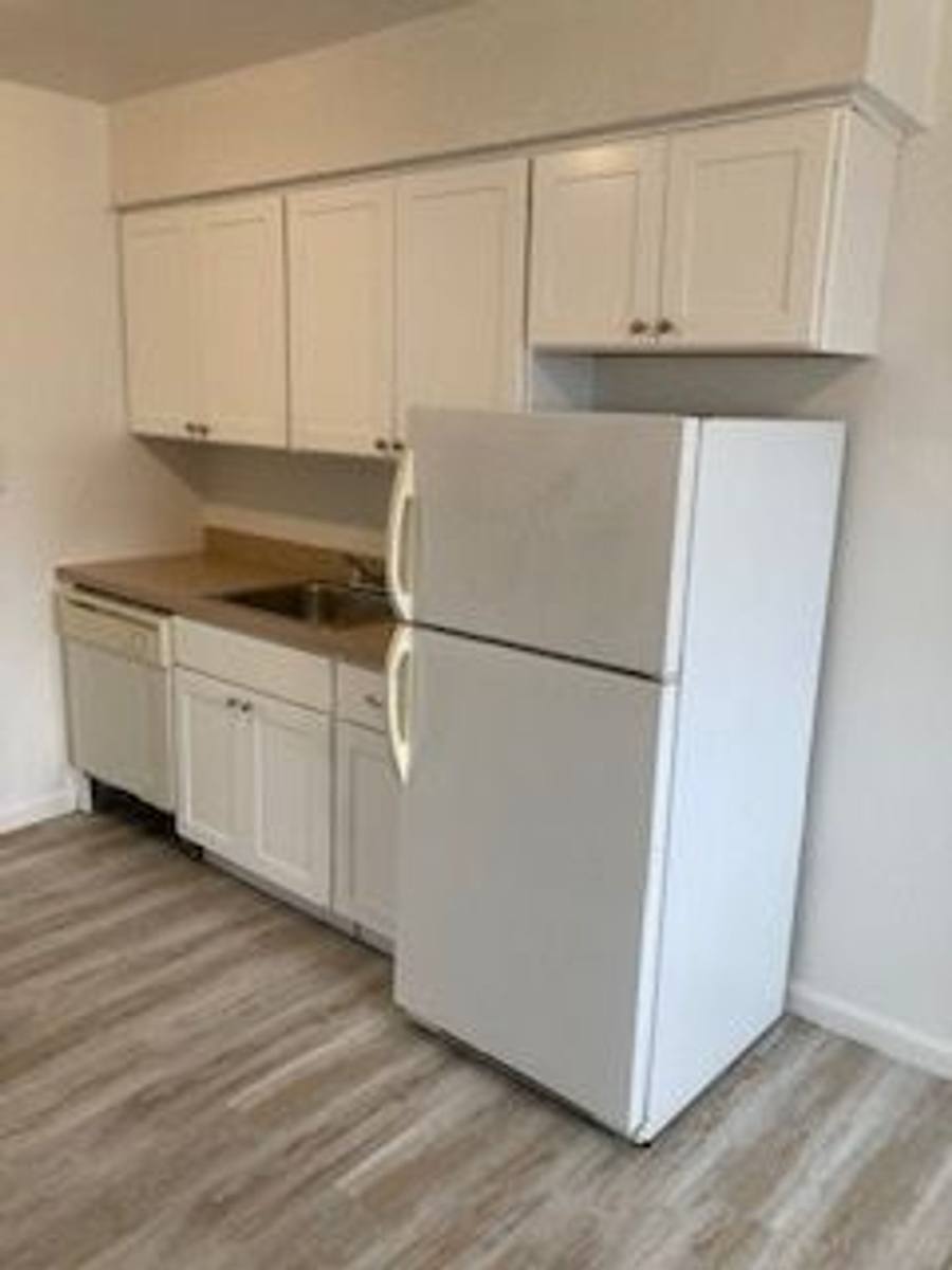 Apartment for rent at 100 Lucas Dr, Bordentown, NJ 08505