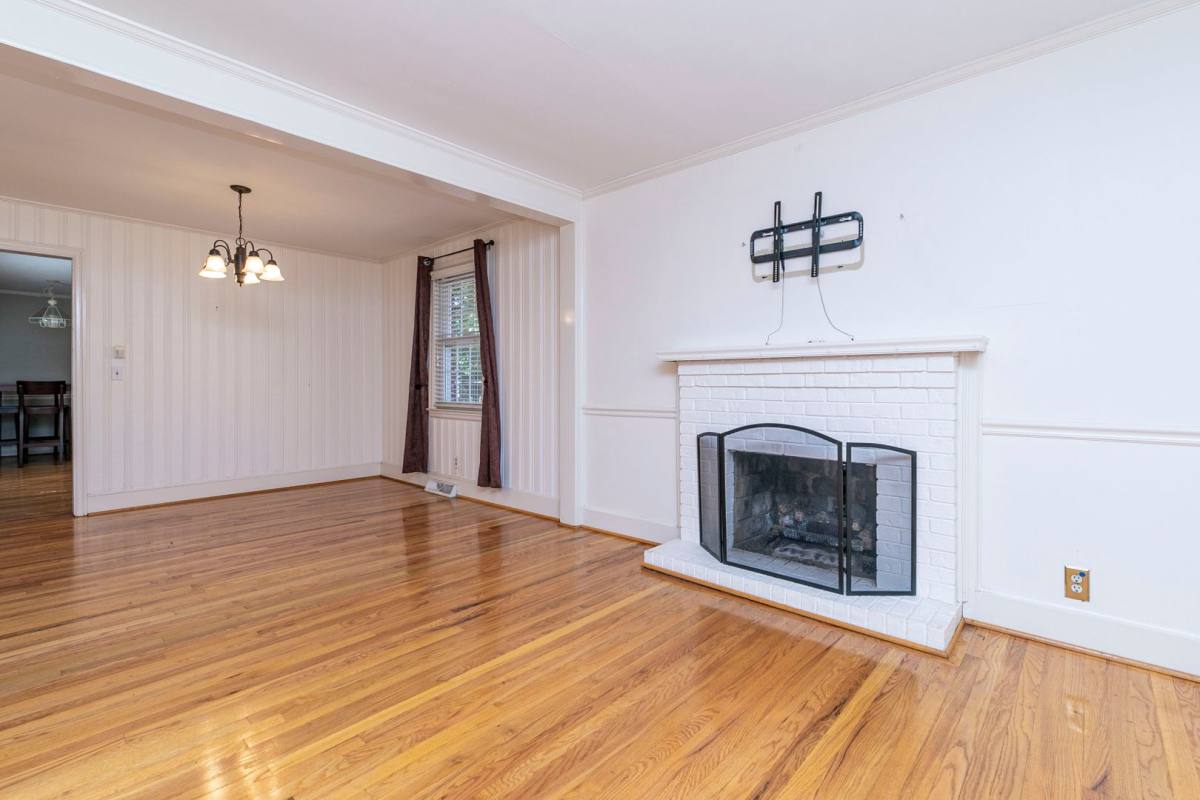 House for rent at 941 Evergreen Ave, Cayce, SC 29033