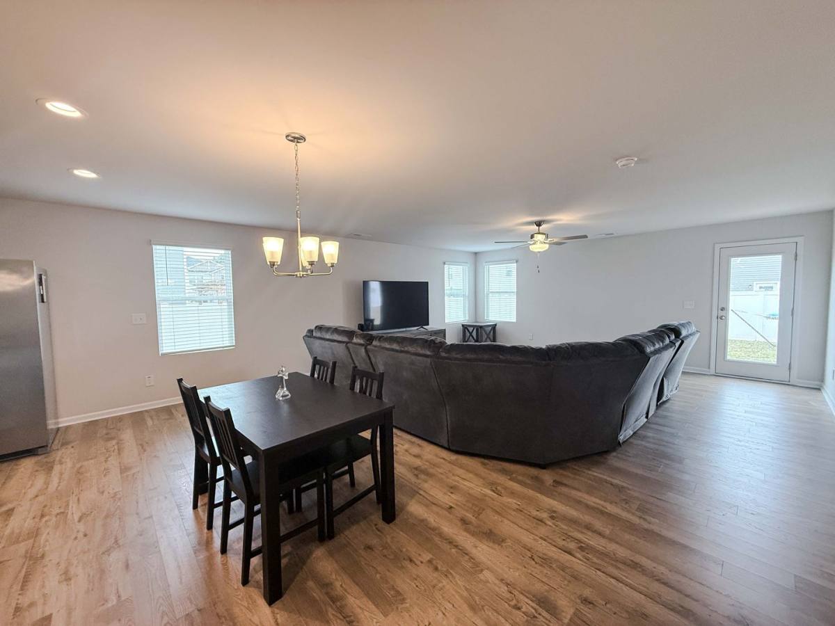 House for rent at 127 Arlington Dr, Raeford, NC 28376