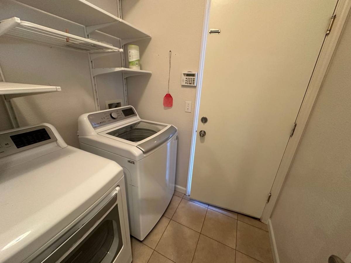House for rent at 3436 Kauai Rd, West Sacramento, CA 95691