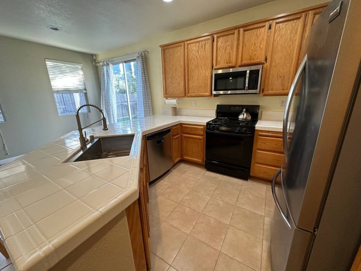 House for rent at 3436 Kauai Rd, West Sacramento, CA 95691