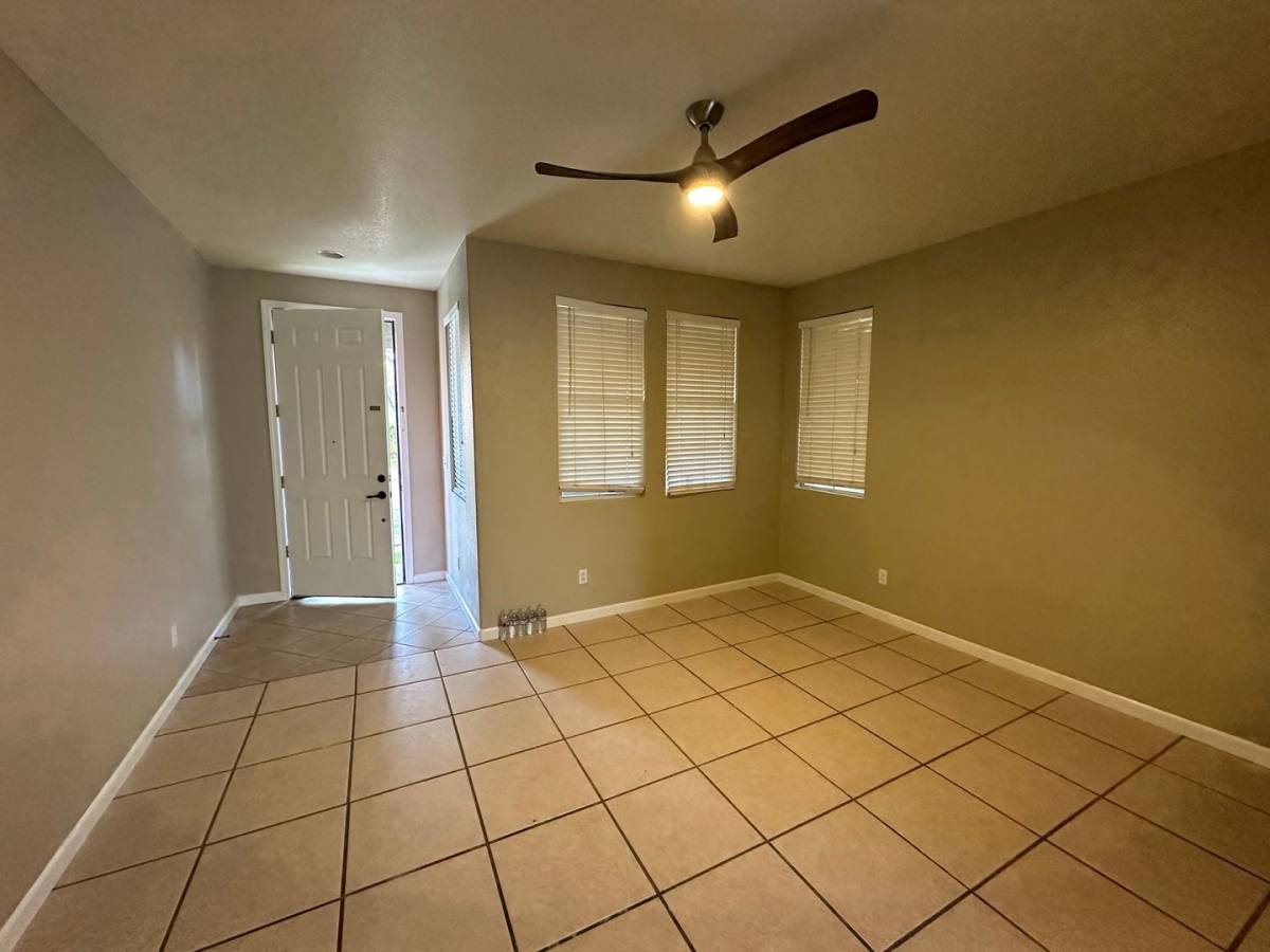 House for rent at 3436 Kauai Rd, West Sacramento, CA 95691