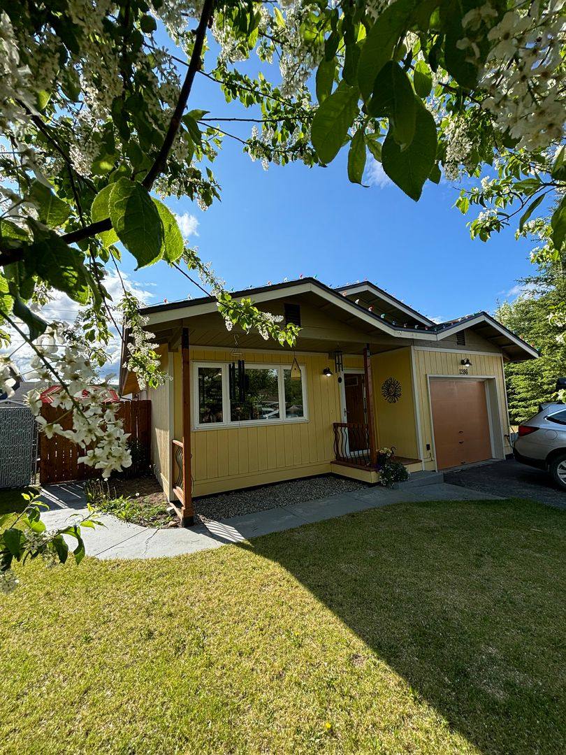 House for rent at 1286 Kuykendall St, Fairbanks, AK 99709
