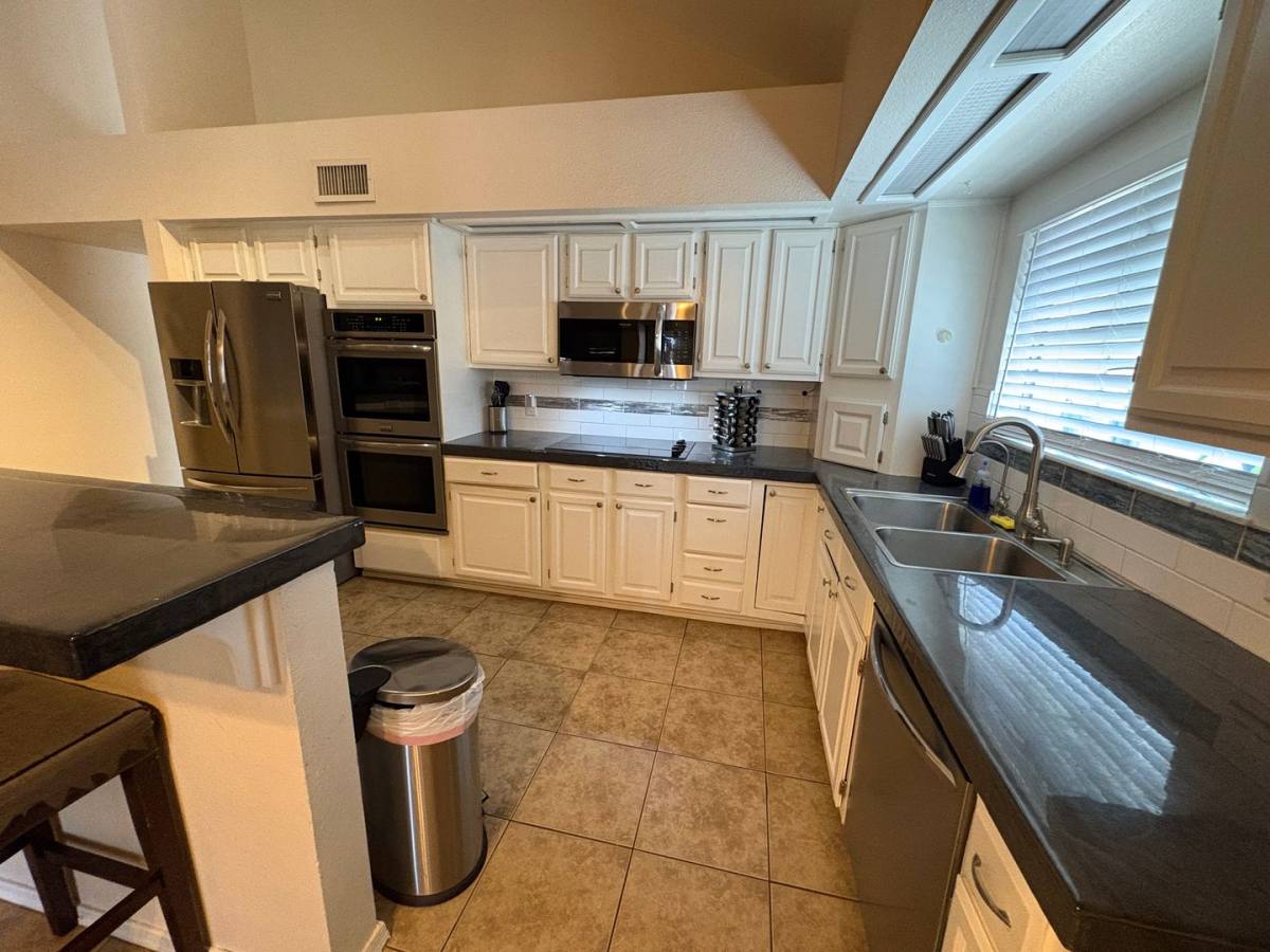 House for rent at 7035 W Morrow Dr, Glendale, AZ 85308