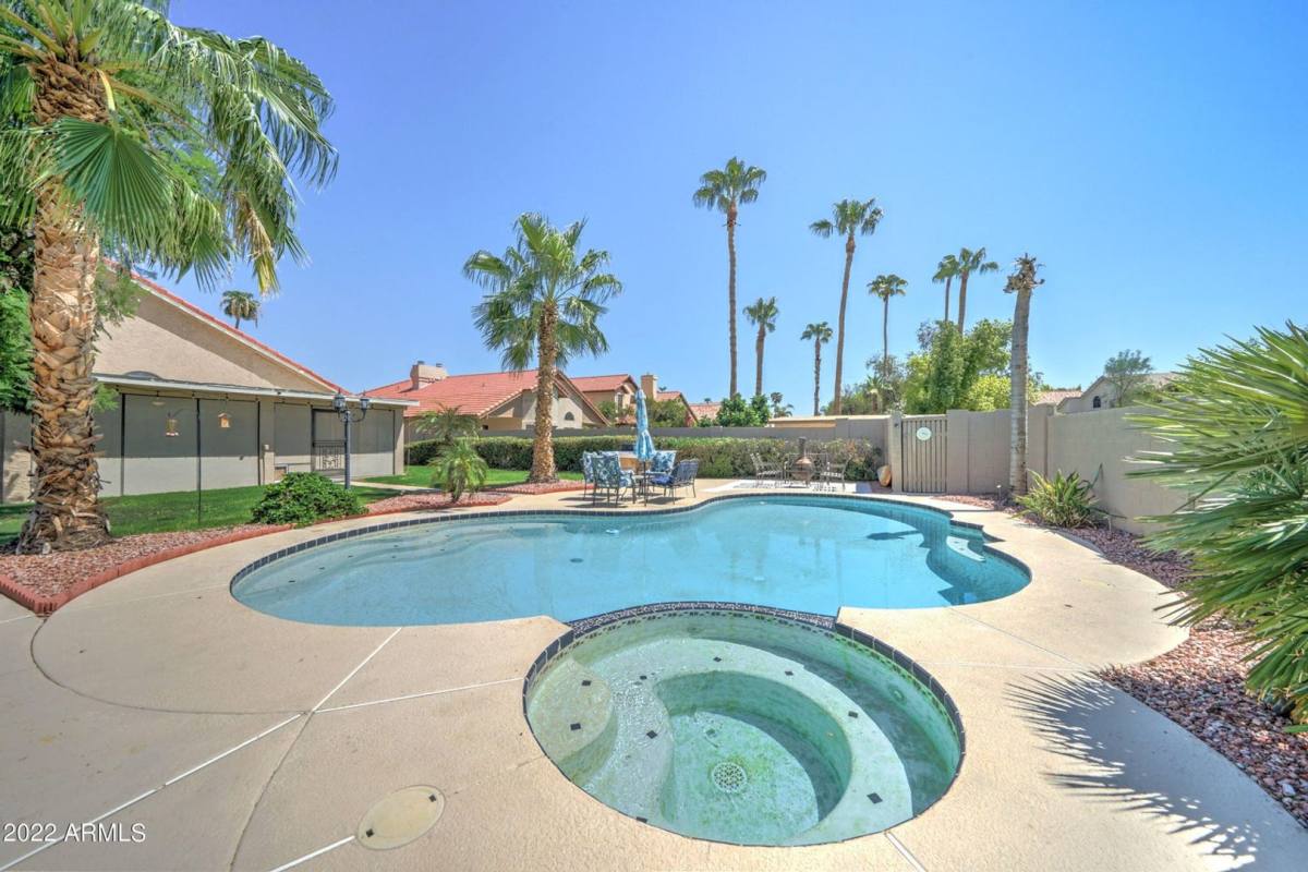 House for rent at 7035 W Morrow Dr, Glendale, AZ 85308
