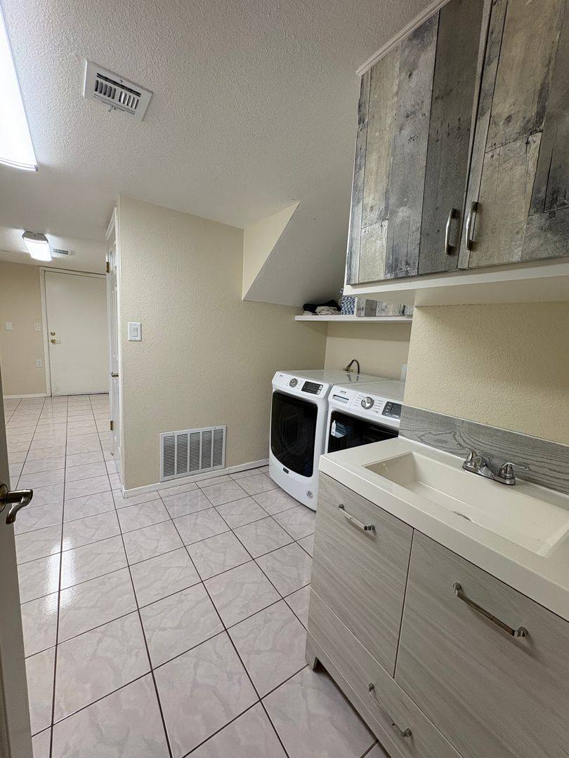 House for rent at 7035 W Morrow Dr, Glendale, AZ 85308